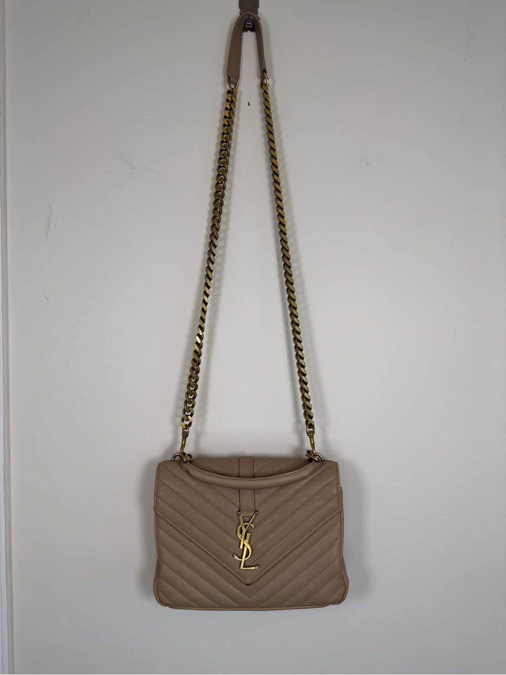 100% AUTH YSL Saint Laurent Dark Beige Sheepskin Matelassé Chevron College Bag - Picture 3 of 14